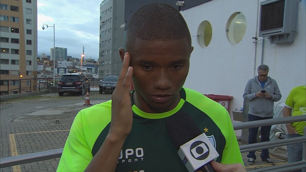 Juninho analisa má fase do América-MG, vê Adilson Batista ...