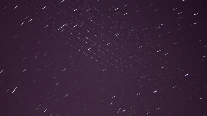 Trem De Satelites Da Spacex E Visto No Ceu De Brasilia Distrito Federal G1
