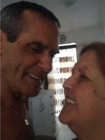 Filha conta que vacinação no país chegou à faixa de Norberto e Irene pouco depois de eles terem sido internados com Covid-19 (Foto: Arquivo Pessoal via BBC News Brasil)