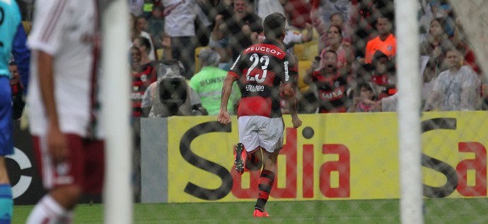 Eduardo da Silva comemora gol pelo Flamengo (Foto: Gilvan de Souza / Flamengo)