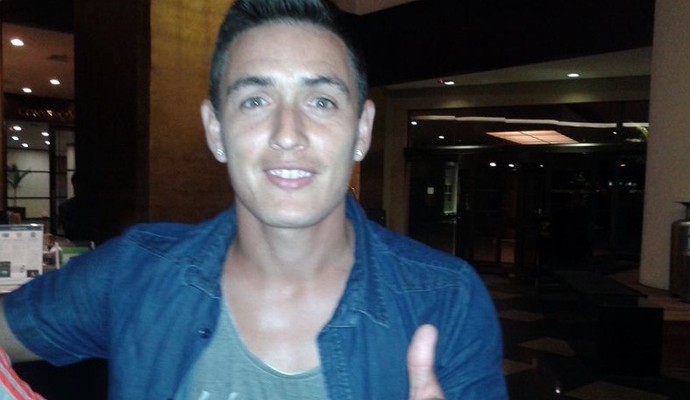 Lateral do Grêmio, Matías Rodriguez vai a hotel desejar sorte para La U