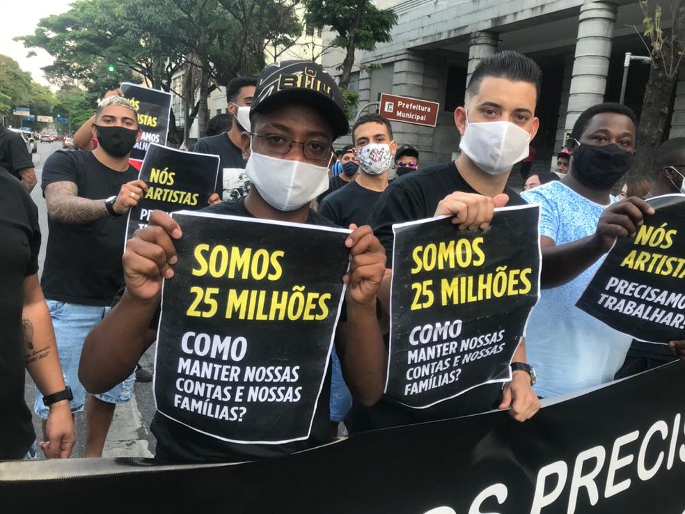 Trabalhadores da área de eventos fazem protesto no Centro de BH:  'Precisamos trabalhar' | Minas Gerais | G1