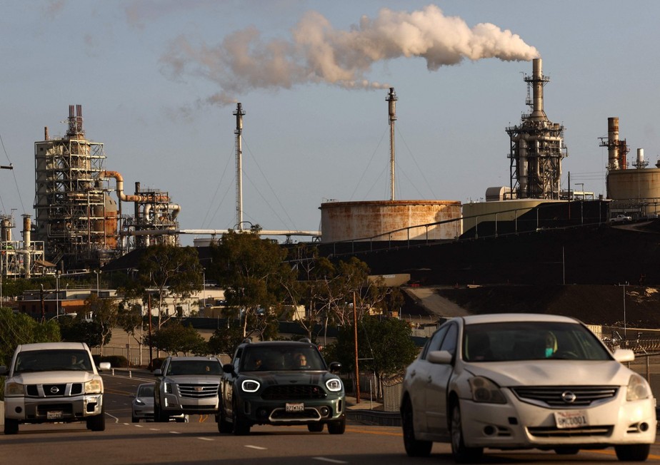 Refinaria de petróleo na Califórnia, nos Estados Unidos: preocupação com emissões se mantém