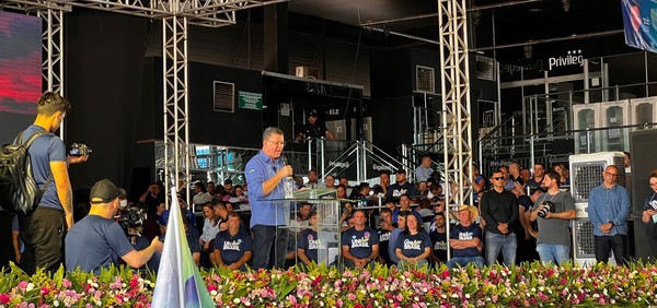 Coronel Marcos Rocha em discurso ao ser anunciado candidato à reeleição pelo governo de Rondônia — Foto: Jaíne Quele Cruz/g1