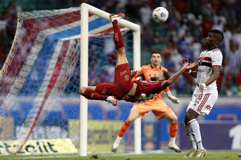 Tricolor não engrena, e sequência dura definirá destino do time no Brasileiro e para 2022