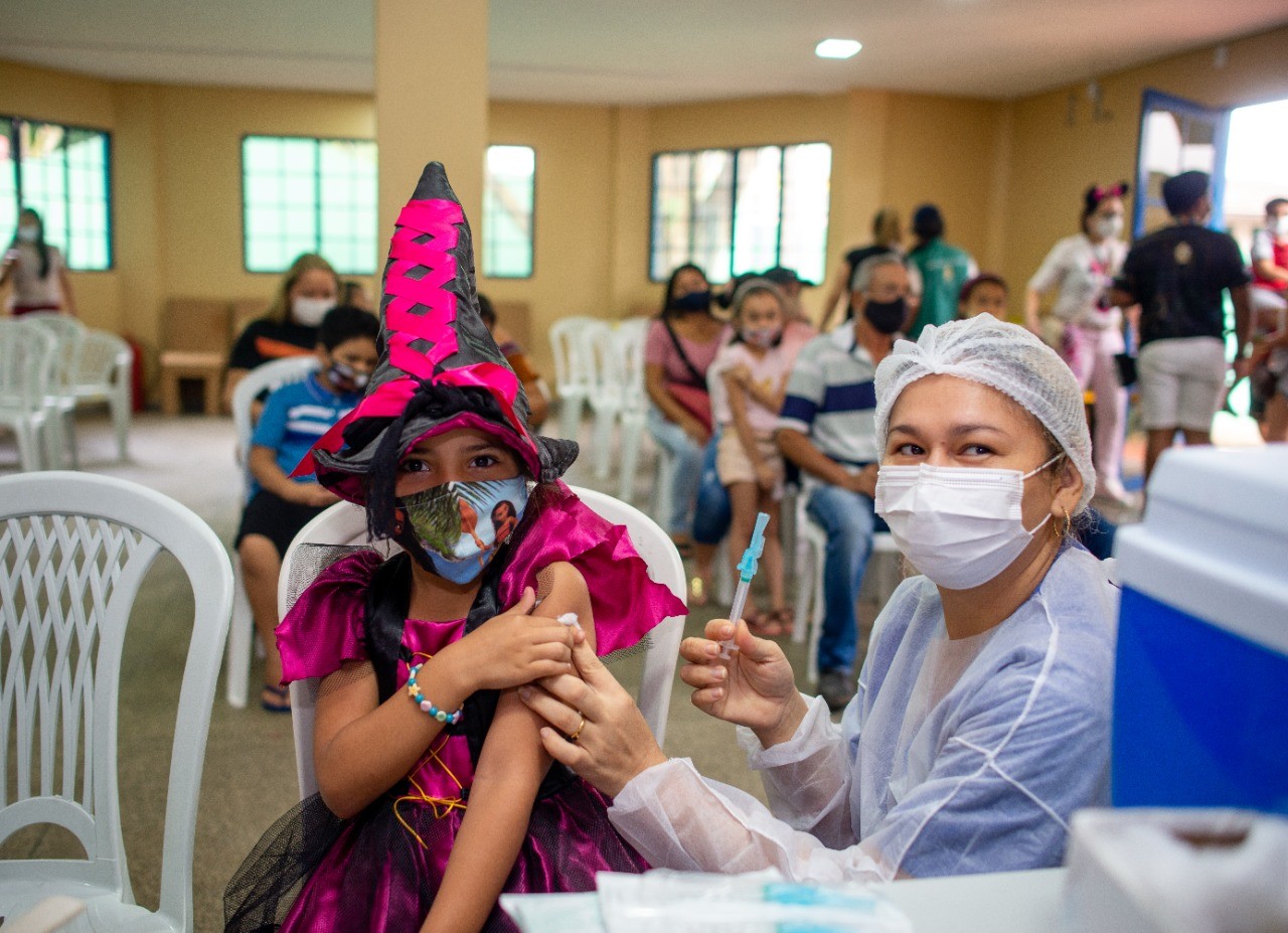 Mais de mil crianças são vacinadas em dia de multivacinação em Manaus 