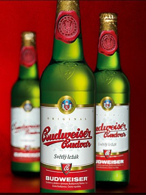 Budweiser da cervejaria tcheca Budejovicky Budvar. (Foto: Reprodução/ site Budejovicky Budvar)