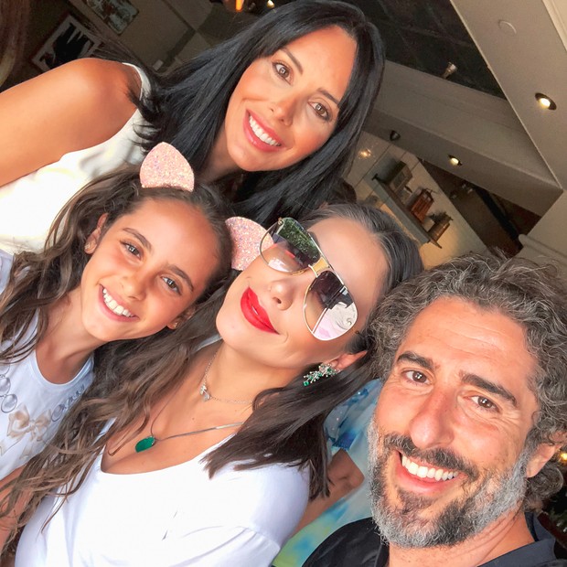 Bella Falconi, Suzana Gullo, Marcos Mion e Donatella (Foto: Reprodução/Instagram)
