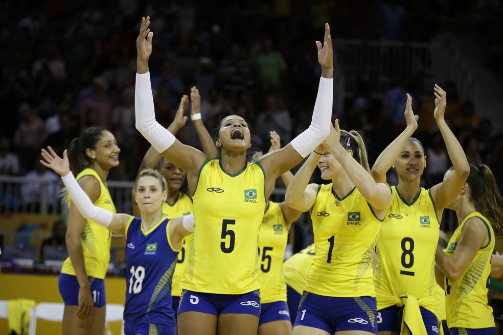 Vôlei feminino Brasil Porto Rico semifinal virada Pan Toronto 2015 (Foto: Rebecca Blackwell/AP)
