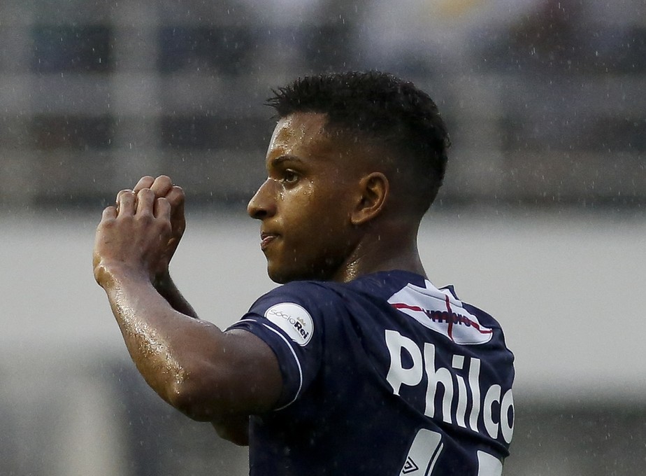 Peres diz que Santos aguarda resposta do Real por Rodrygo: 