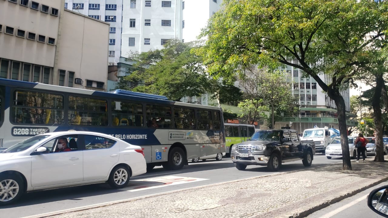 Primeira parcela do IPVA em MG vence nesta segunda; veja como emitir guia e onde pagar