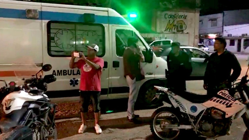 Grupo de motociclistas foi surpreendido pela polícia argentina assim que chegou a hotel na província de Salta — Foto: Arquivo pessoal