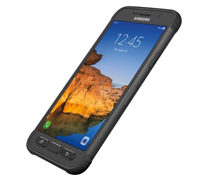 Galaxy S7 Active foi reprovado em teste de resistência à água (Foto: Divulgação/Samsung)
