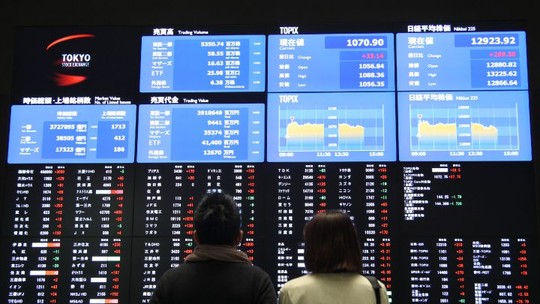 Bolsas da Ásia fecham sem rumo comum com Fed e ações de tecnologia no foco