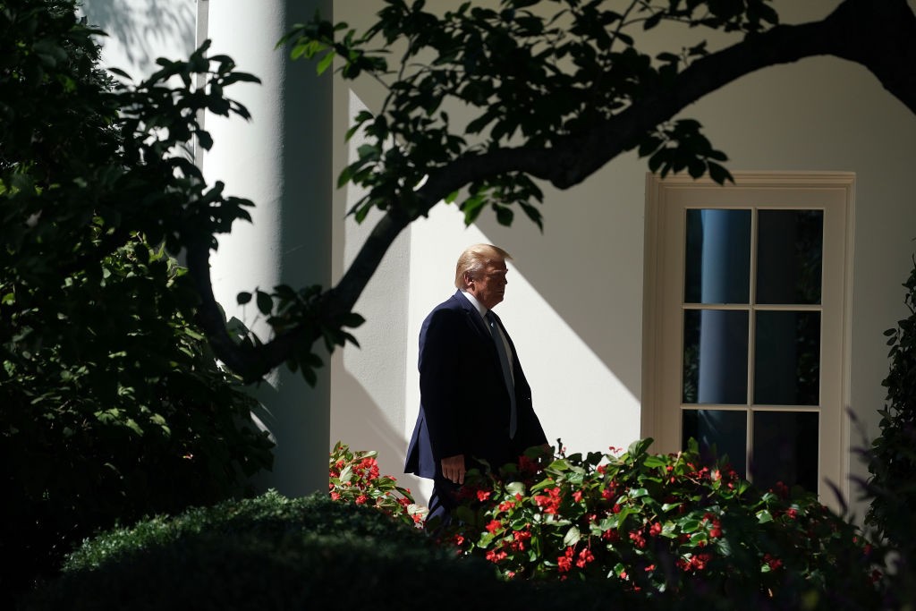 WASHINGTON, DC - OCTOBER 04: U.S. President Donald Trump returns to the White House after visiting Walter Reed National Military Medical Center October 04, 2019 in Washington, DC. According to the White House, Trump visited injured military service member (Foto: Getty Images)