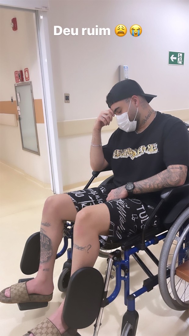 Kevinho rompeu tendão e parou no hospital (Foto: Reprodução / Instagram)