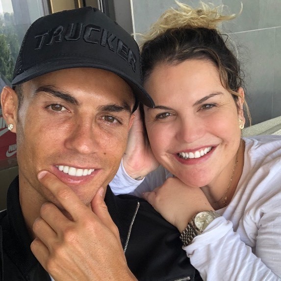 Cristiano Ronaldo e a irmã Katia Aveiro (Foto: Reprodução/Instagram)