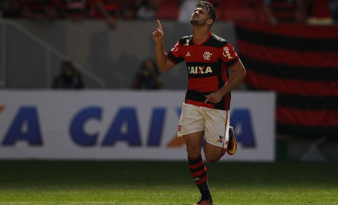 América-MG tenta acordo com Flamengo para receber  indenização por Vizeu