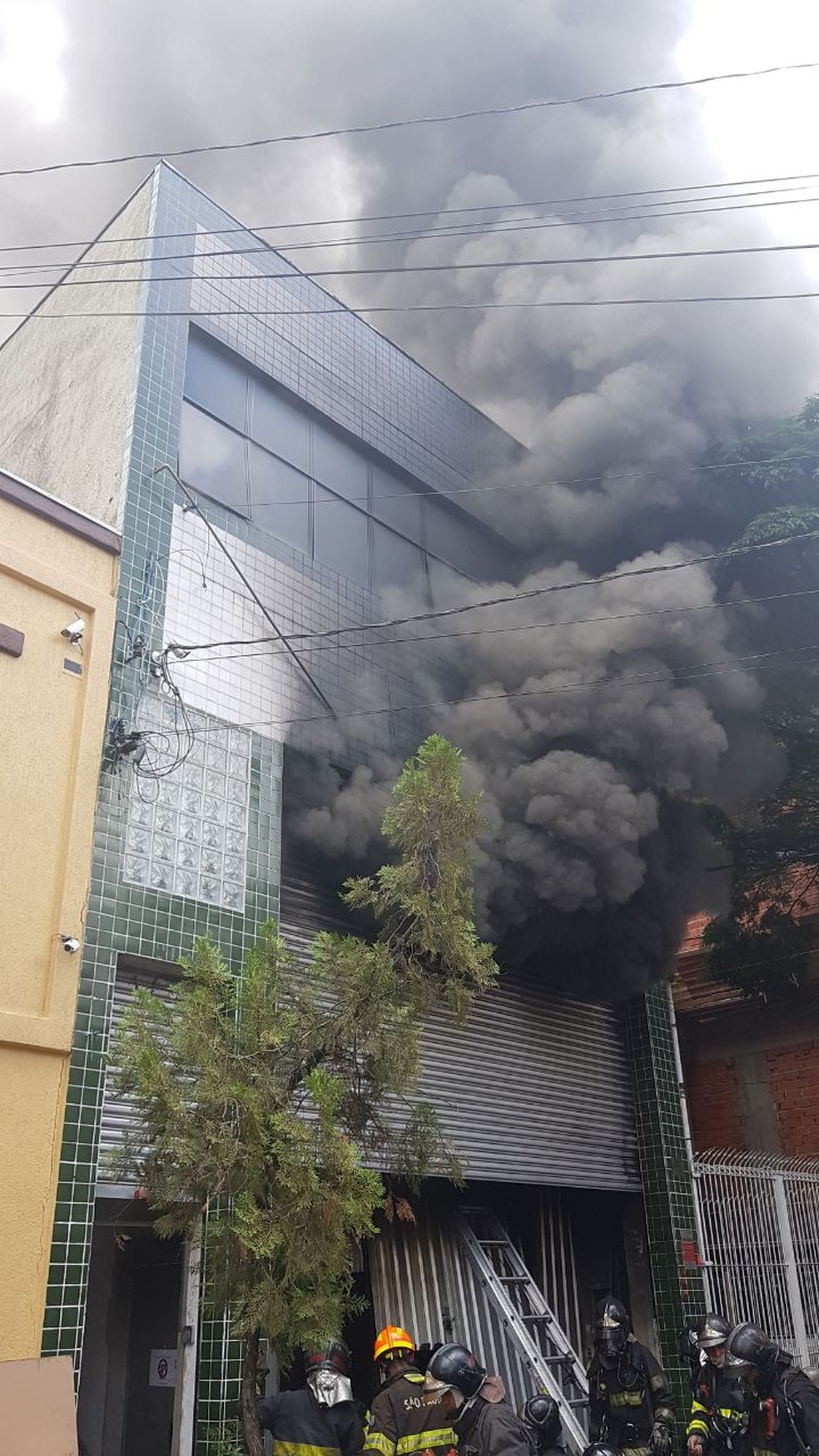 Incêndio em loja de roupas em SP (Foto: Corpo de Bombeiros/Divulgação)