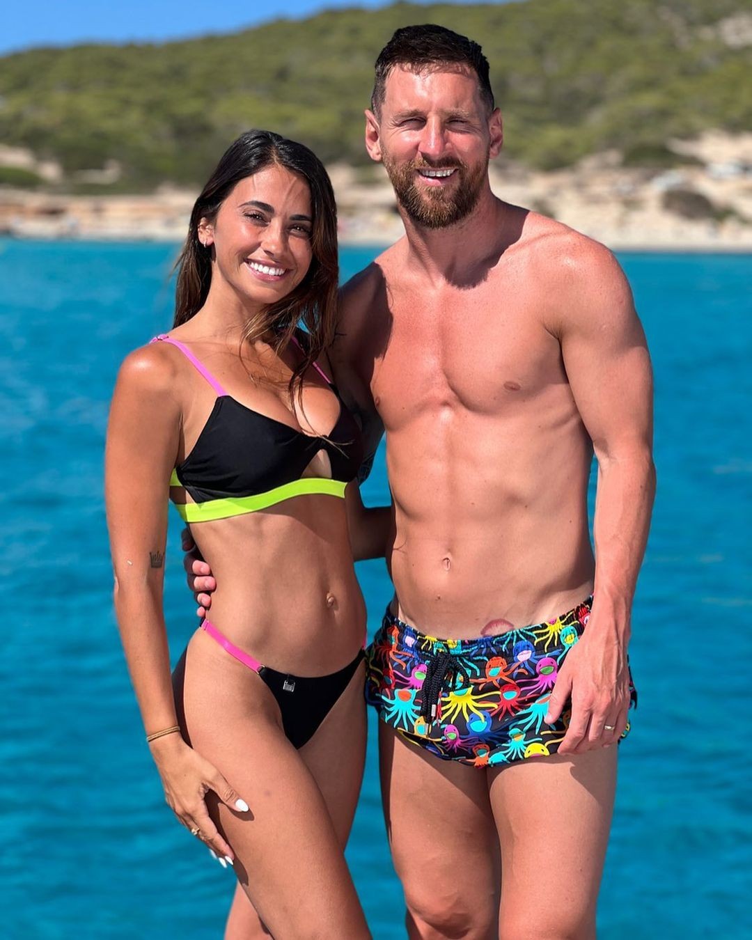 Lionel Messi e Antonela Roccuzzo curtem dias de férias na Espanha (Foto: Reprodução/Instagram)