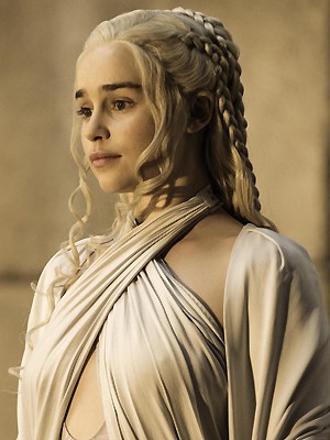A personagem Daenerys em cena da quinta temporada  (Foto: Divulgação)