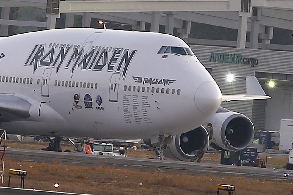 "Ed Force One" - Boeing 747 da banda Iron Maiden no Aeroporto Internacional de Santiago, no Chile, em 2016. — Foto: REUTERS/Ivan Alvarado