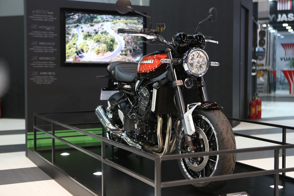 Kawasaki Z 900 RS (Foto: Marcelo Brandt/G1)