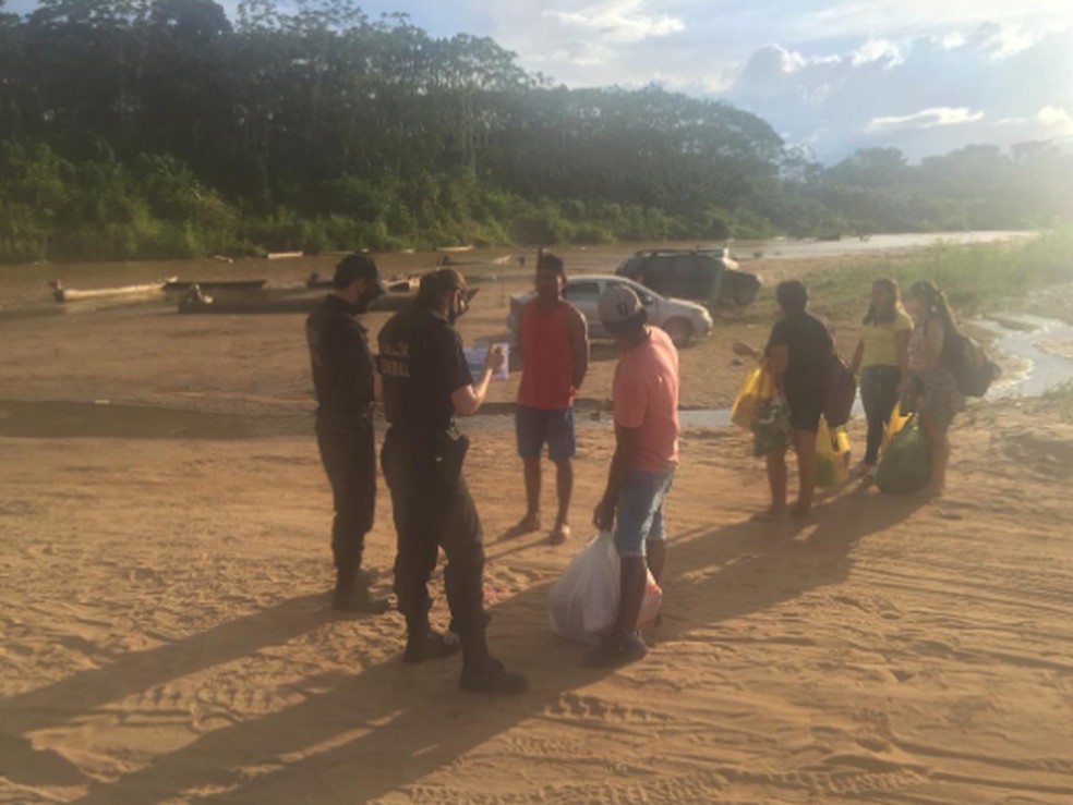 Operação fiscalizou entrada de imigrantes no Acre — Foto: Divulgação/Polícia Federal
