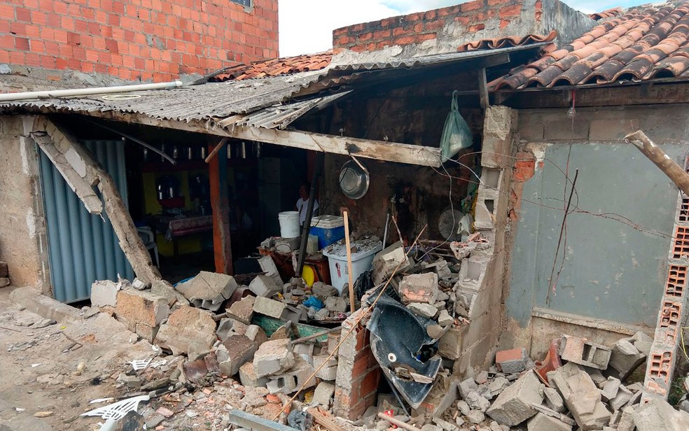 Não houve feridos na residência (Foto: Luciano Silva/Arquivo pessoal)
