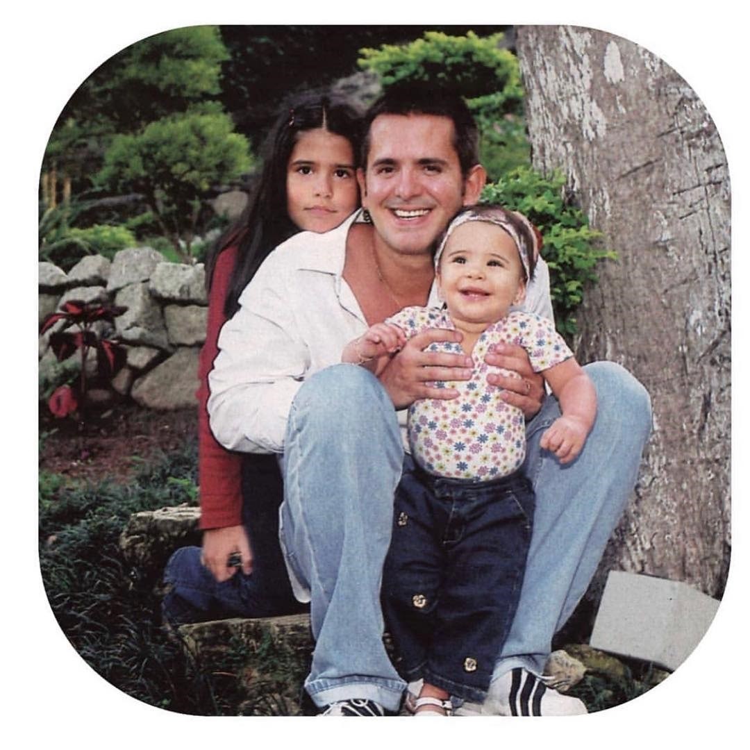 Antonia com o pai, Orlando, e a irmã, Ana (Foto: Reprodução/Instagram)
