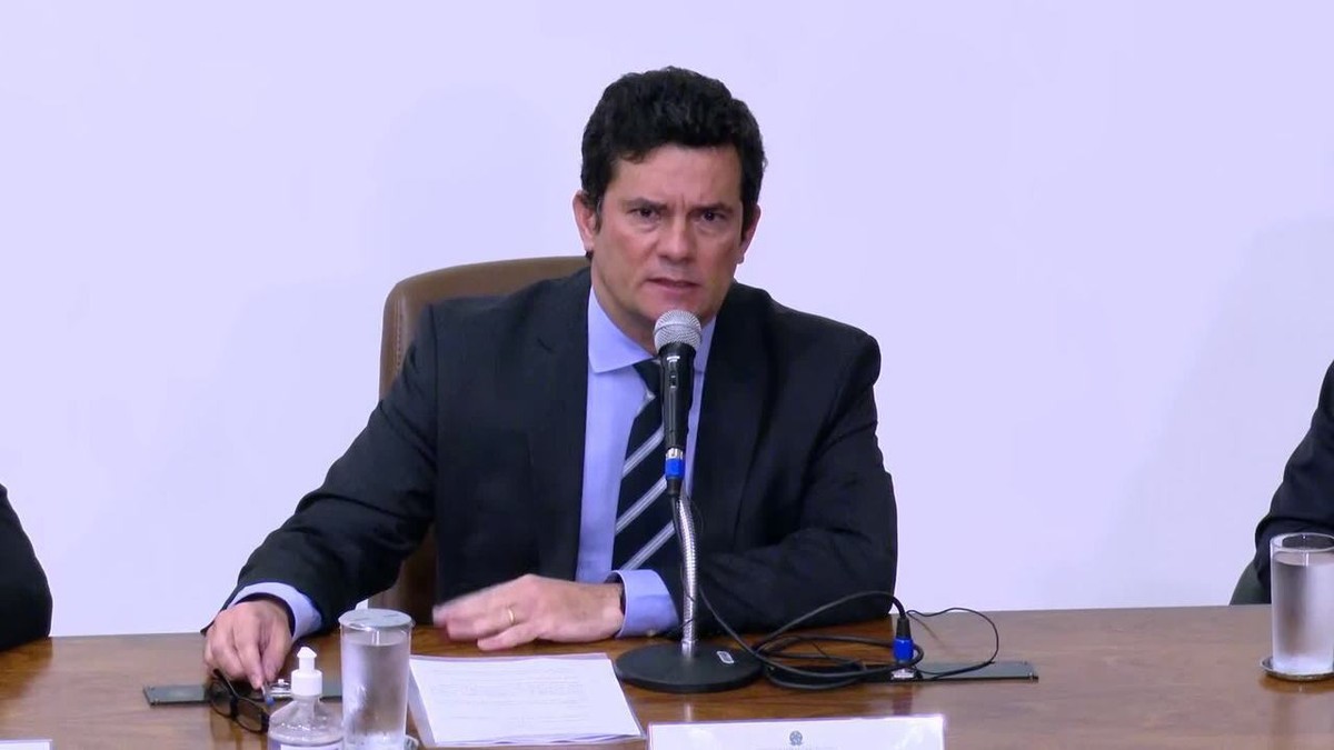 Moro anuncia demissão do Ministério da Justiça e deixa o governo Bolsonaro