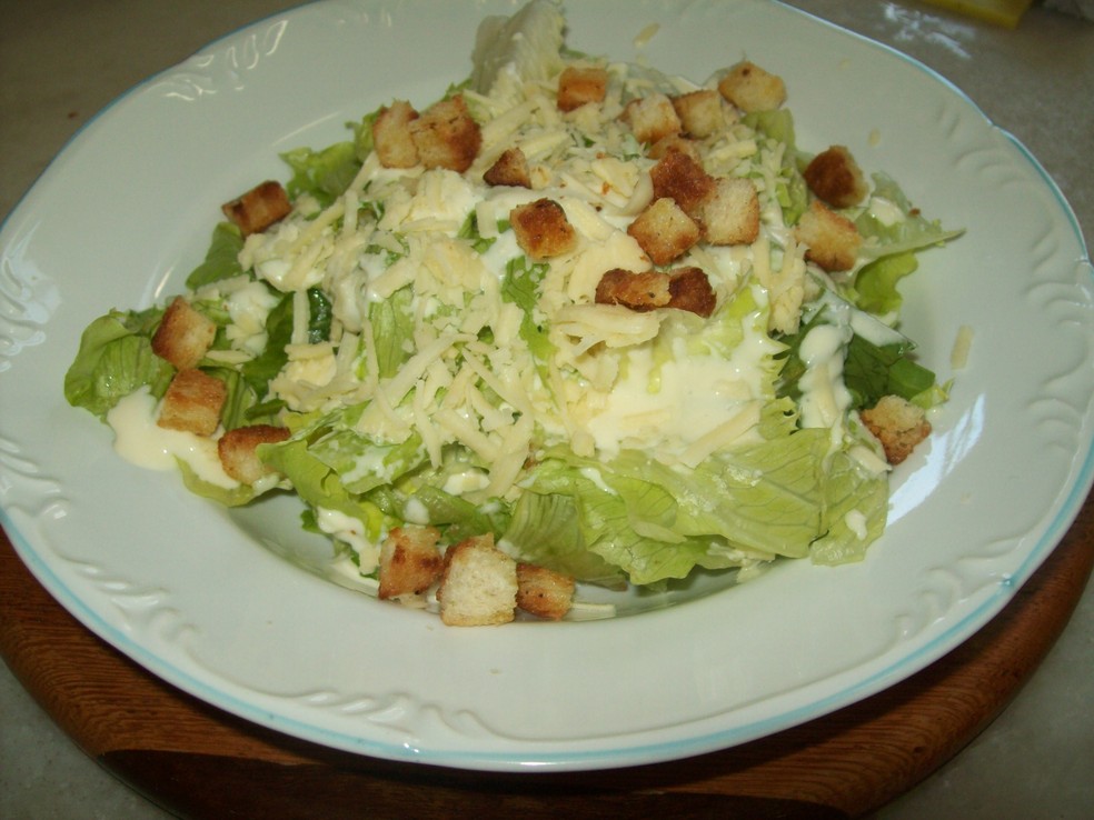 Salada Caesar (ou César) Fácil | Saladas | Receitas