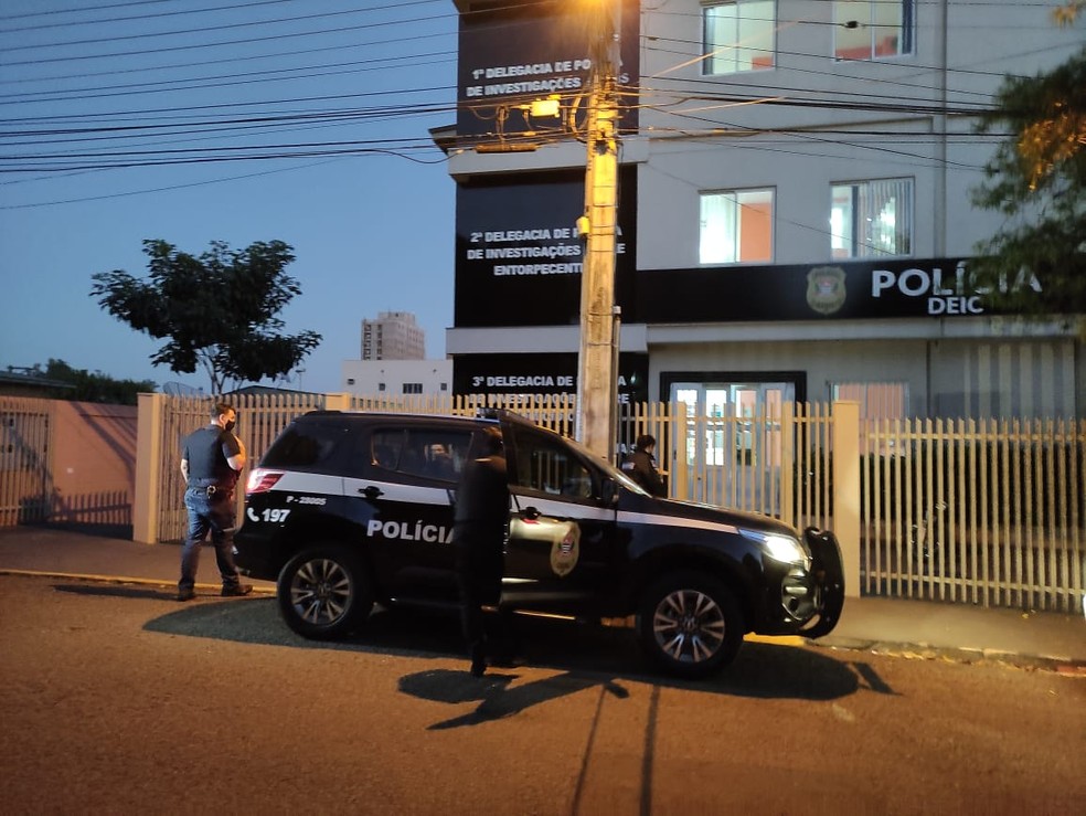 Operação Shutdown é realizada pela Polícia Civil nos estados de São Paulo e Mato Grosso do Sul — Foto: Murilo Zara/TV Fronteira