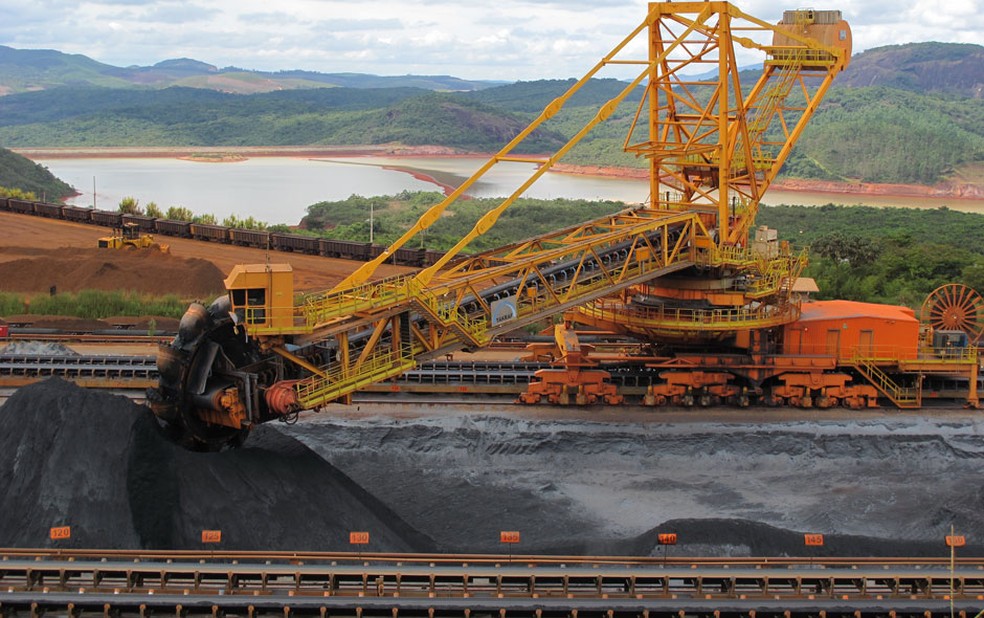 Minério de ferro extraído da mina Brucutu da Vale, em Minas Gerais — Foto: Darlan Alvarenga/G1