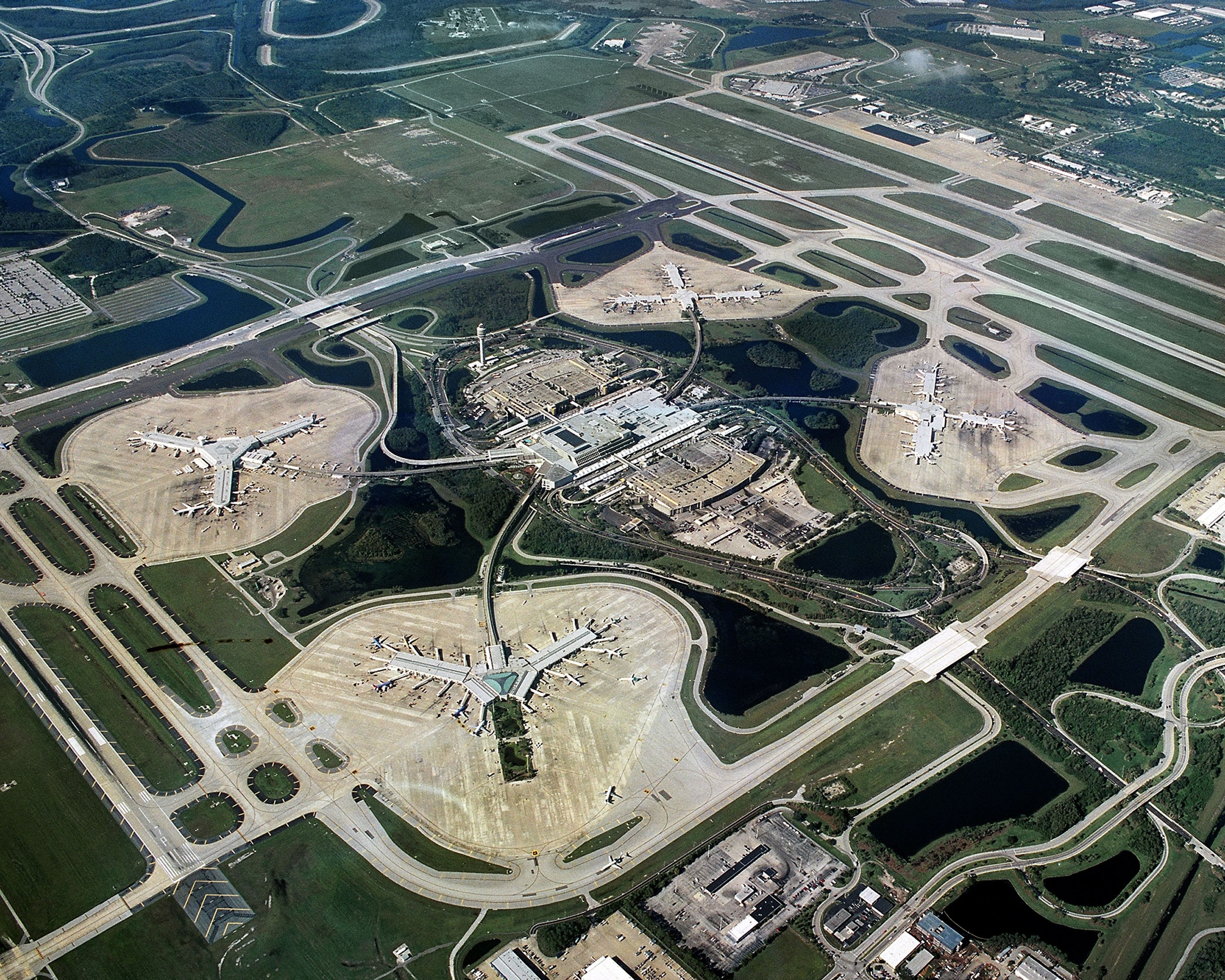 O Aeroporto Internacional de Orlando é o mais movimentado do estado (Foto: Reprodução / Orlando Internacional Airport)