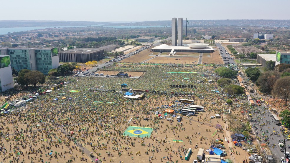 Vista aérea da Esplanada dos Ministérios, em Brasília, durante ato de apoiadores do presidente Jair Bolsonaro (sem partido) na manhã de 7 de setembro e 2021, Dia da Independência do Brasil — Foto: Dida Sampaio/Estadão Conteúdo