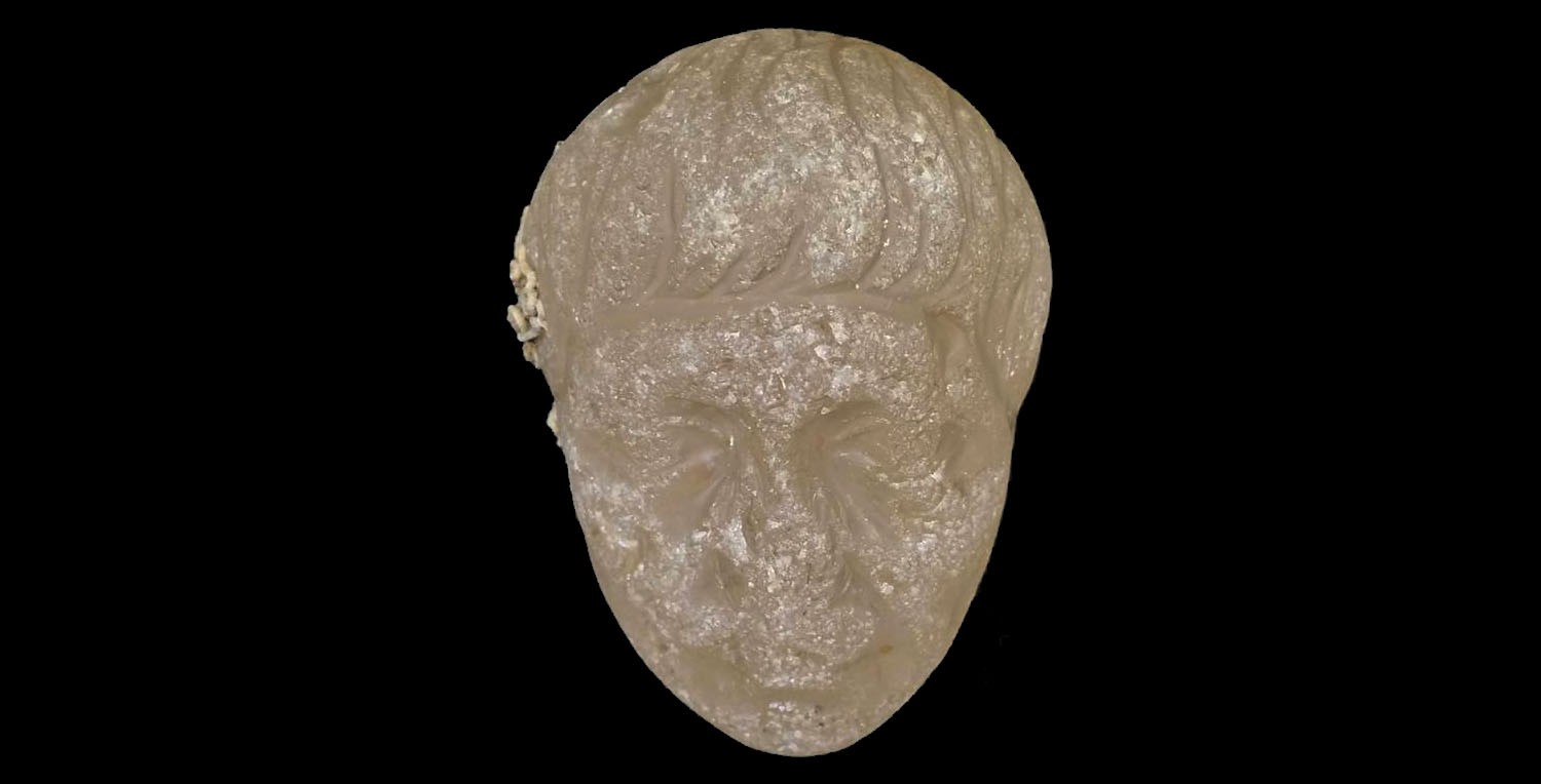 Busto de cristal atribuído ao general Marco Antônio (Foto: Egyptian Ministry of Antiquities)