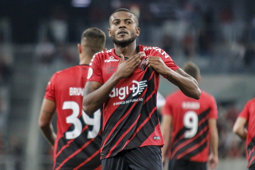 Marcelo Cirino vai jogar na China — Foto: GABRIEL MACHADO/AGIF/ESTADÃO CONTEÚDO