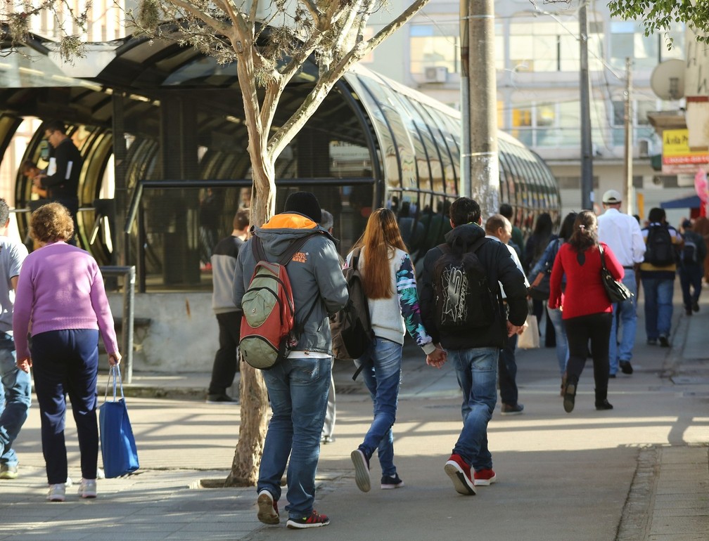 A taxa de crescimento populacional de Curitiba, em 2020, está estimada em metade do que a cidade crescia no início dos anos 2000, segundo o Ipardes (Foto: Giuliano Gomes/PR Press)