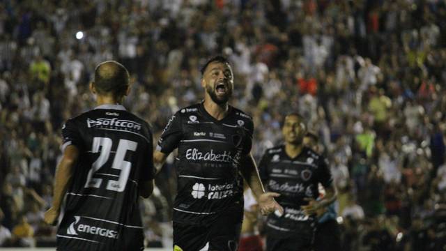 Um dos destaques do Belo, Nando marcou o segundo gol diante da Juazeirense