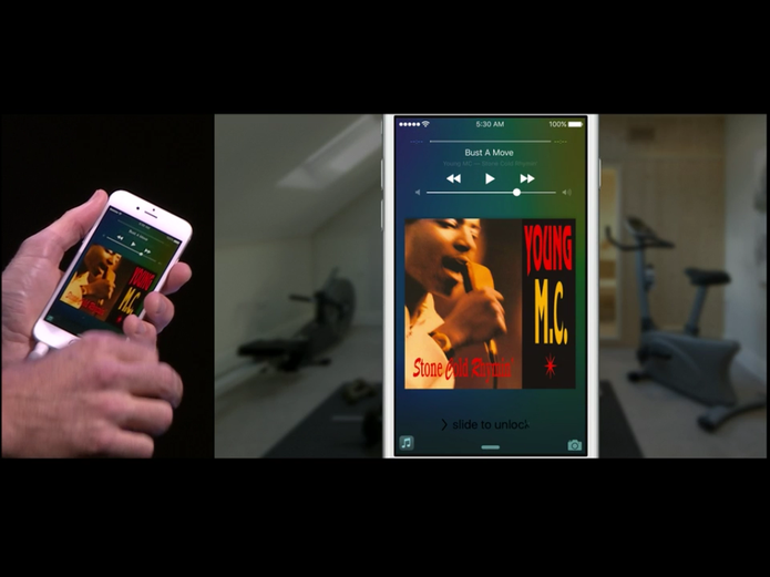 Siri pode sugerir playlists sempre que usuário conectar fone de ouvido ao aparelho (Foto: Reprodução/Apple)