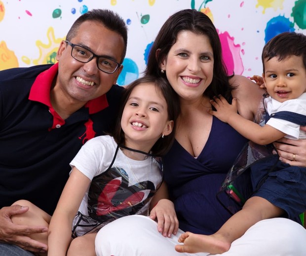 Andrea é mãe de Isabella, de 8 anos, e João Vitor, de 2 anos e 8 meses (Foto: Arquivo Pessoal)
