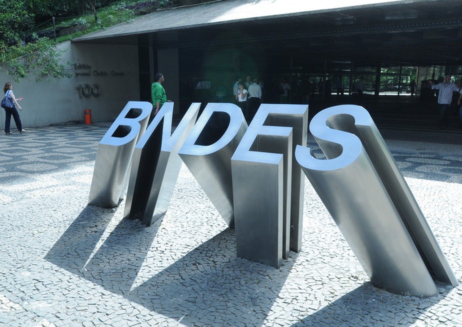 BNDES alcança marca de R$ 2 bilhões para micro, pequenas e médias empresas  | Empresas | Valor Econômico