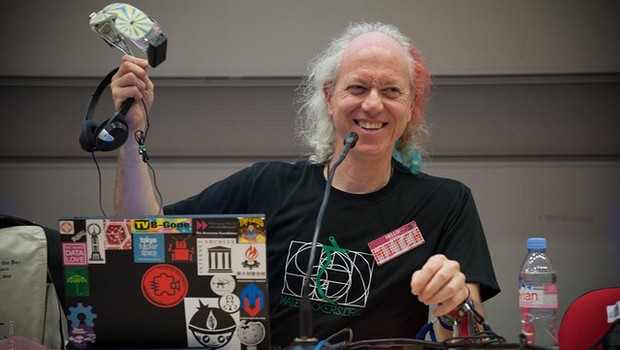 Mitch Altman é um defensor dos hackerspaces (Foto: Ophelia Noor/Flickr/Creative Commons)