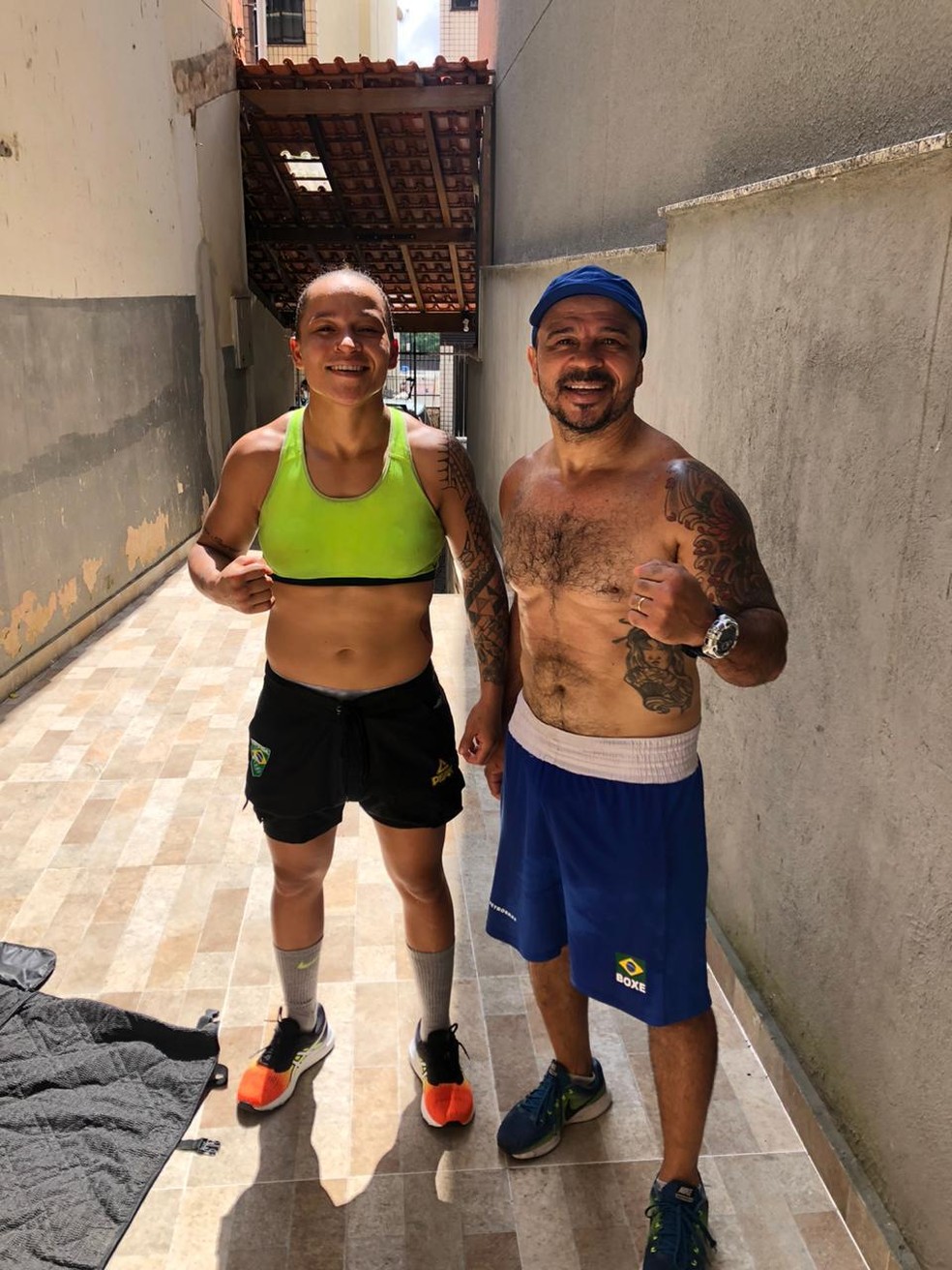 Campea Mundial De Boxe Bia Ferreira Adota Pai Como Sparring Na Pandemia Logo Isso Vai Passar Boxe Ge