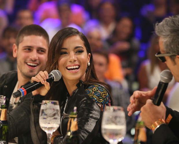 Anitta e Daniel Rocha são jurados do Amor &amp; Sexo (Foto: Carol Caminha/Gshow)