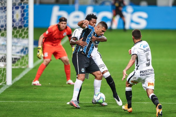 [ENQUETE] Quais as suas expectativas para o duelo entre Corinthians e Grêmio em Itaquera?