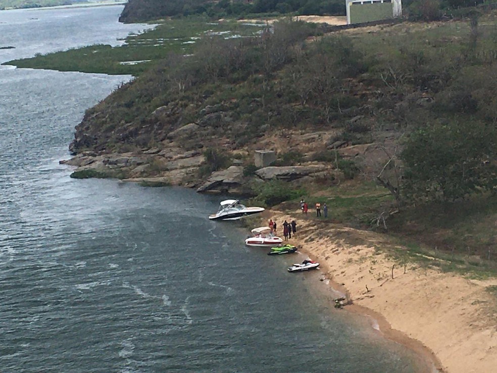 Buscas por jovem que desapareceu no São Francisco, em Traipu, AL — Foto: Divulgação/Corpo de Bombeiros de Alagoas