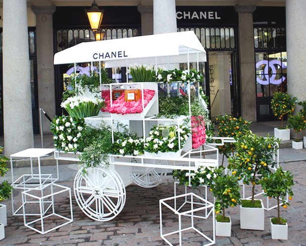 A fachada da loja da Chanel Beauté em Covent Garden, Londres (Foto: Reprodução)