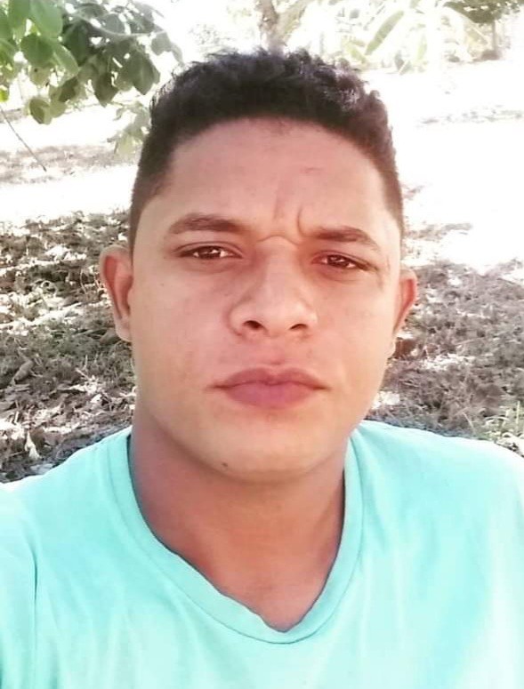 Rapaz ameaça atirar em catador que se aproximou da roda de amigos dele para juntar latinhas e é morto em MT